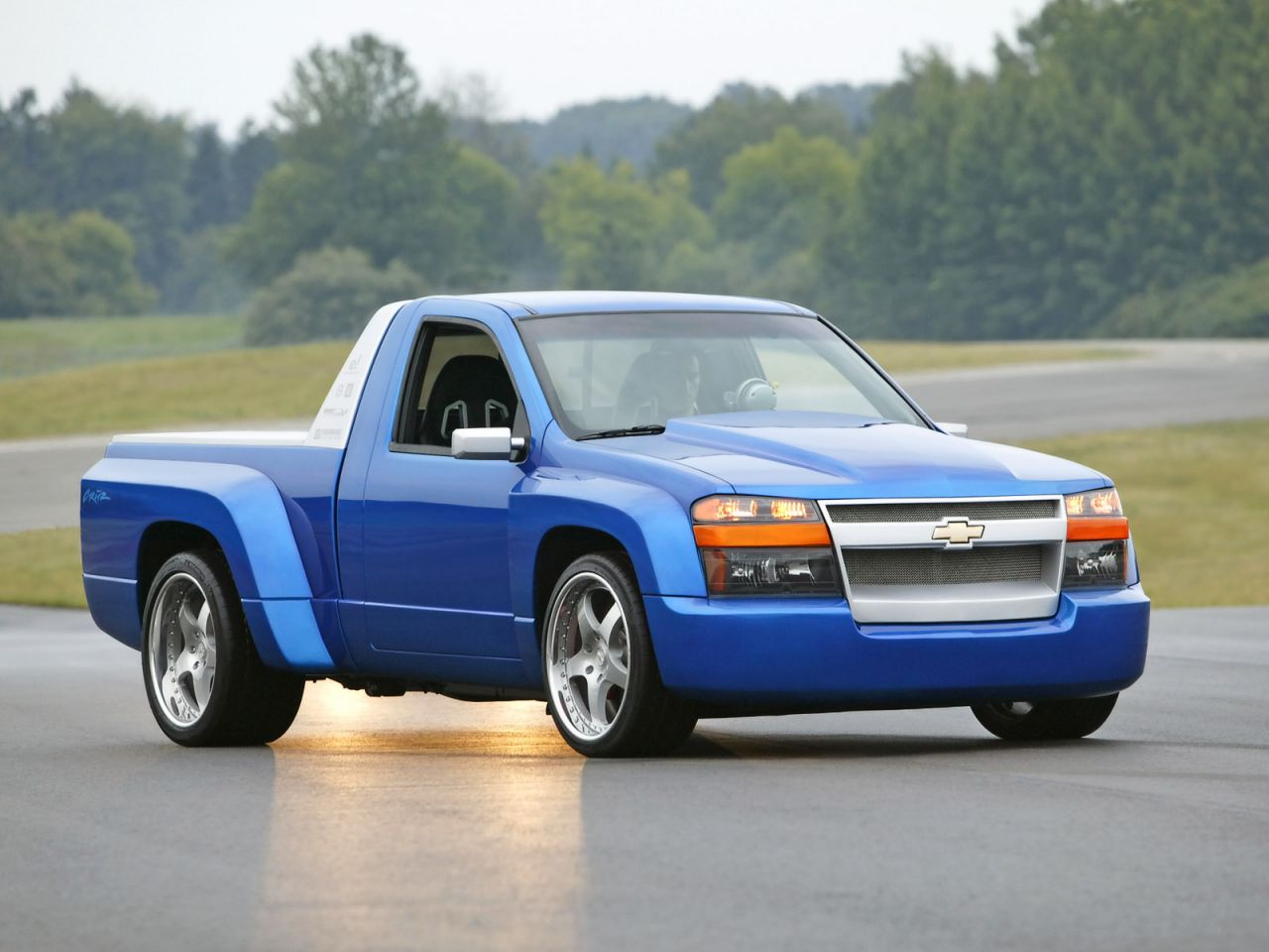 Chevrolet Colorado Blue Modified Wallpaper 1280x960