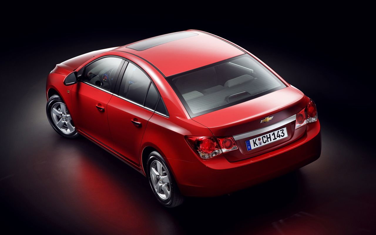 Chevrolet Cruze Red High Angle Rear Wallpaper 1280x800