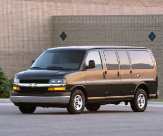 Chevrolet Express Full Front And Side Wallpaper