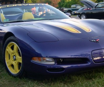 Chverolet Corvette 1998 Blue Front And Right Wallpaper